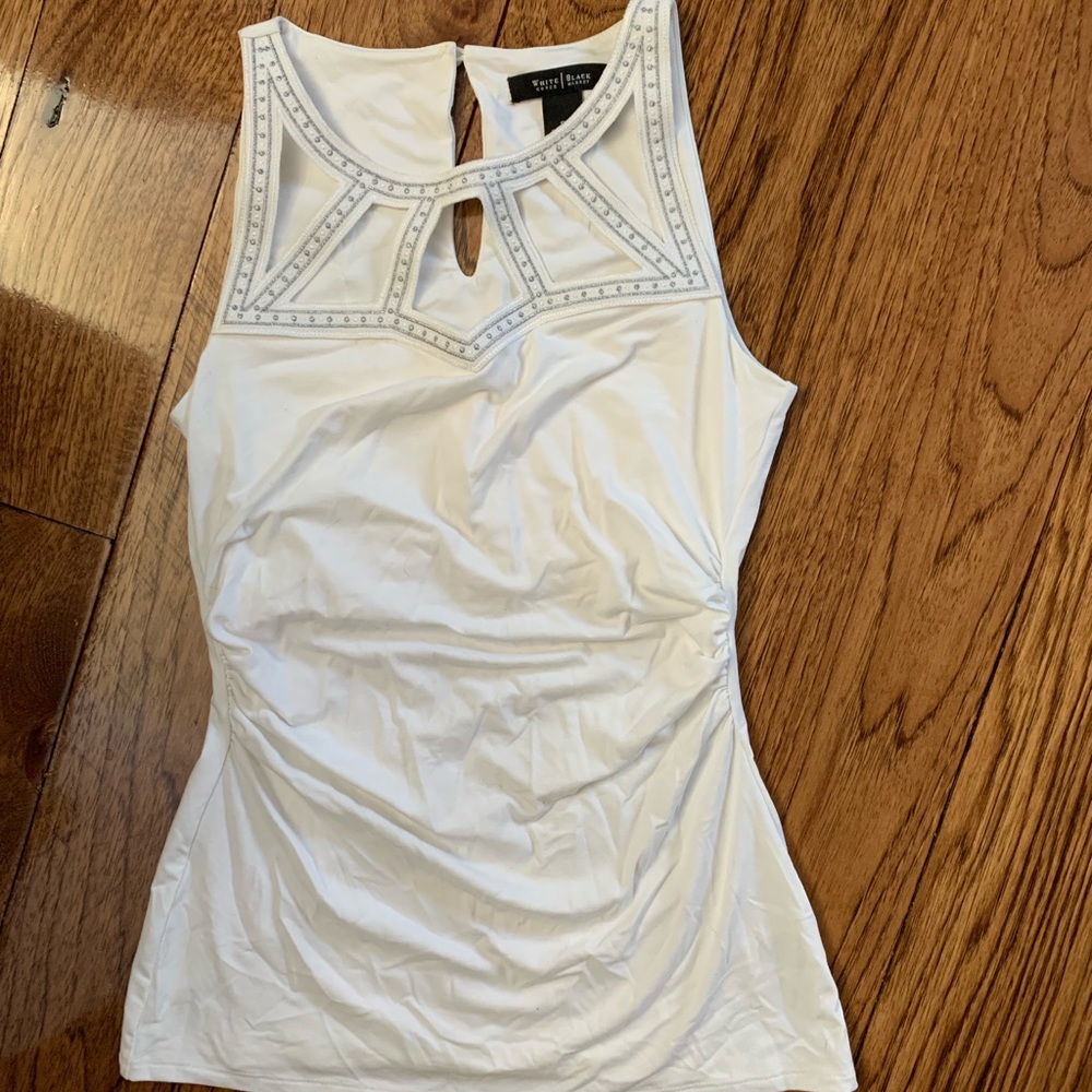 White Sleeveless Too with Silver Embroidery